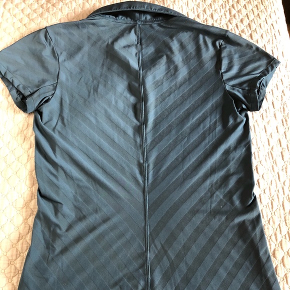 Nike Dri-Fit Golf Top - Picture 3 of 3